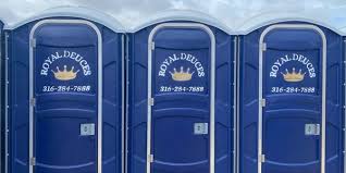Best Standard Portable Toilet Rental  in Middletown, VA